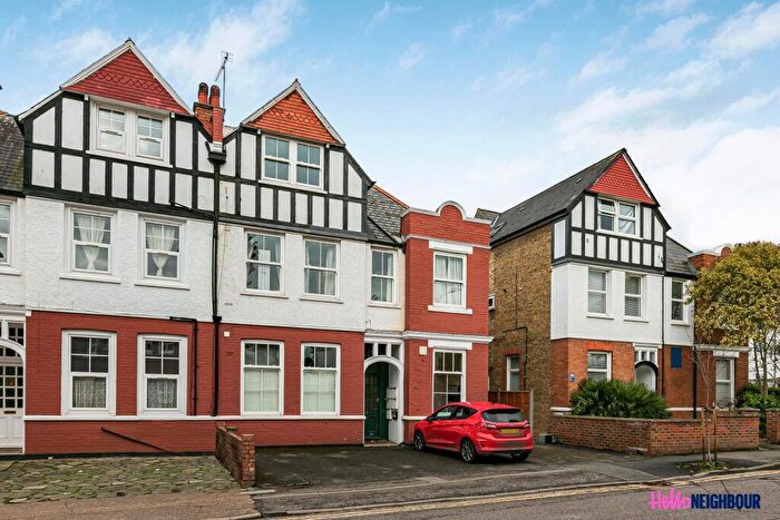 Studio To Rent In Beaufort Road, London, KT1