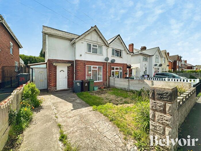 3 Bedroom Semi Detached House For Sale In Keats Road, Coalpool, Walsall, WS3