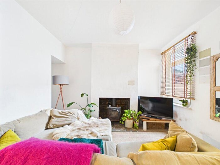 2 Bedroom Terraced House For Sale In Luckwell Road, Bristol, BS3