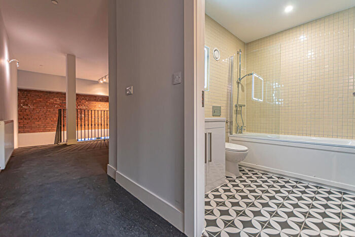 2 Bedroom Apartment To Rent In Tobacco Warehouse, Stanley Dock, Regent Rd, Liverpool, L3