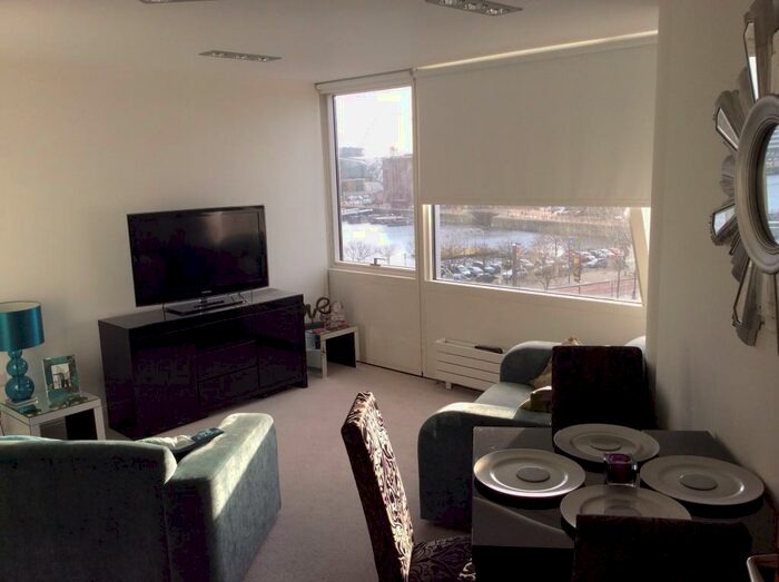 2 Bedroom Flat To Rent In One Park West, Strand Street, Liverpool, L1