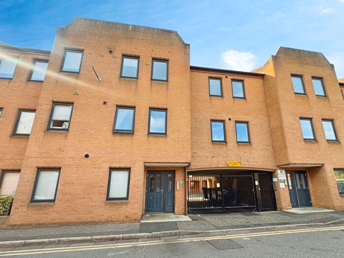 1 Bedroom Flat To Rent In Central Court, North Street, Peterborough, PE1