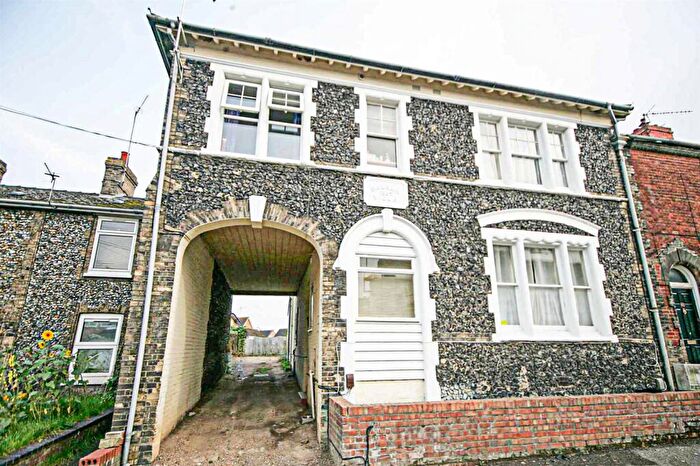 1 Bedroom Flat For Sale In Granby Street, Newmarket, CB8