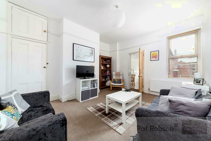 2 Bedroom Flat To Rent In Ashleigh Grove, Jesmond, NE2