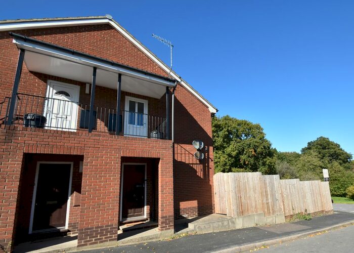 1 Bedroom Flat To Rent In Arragon Court, Waterlooville, PO7