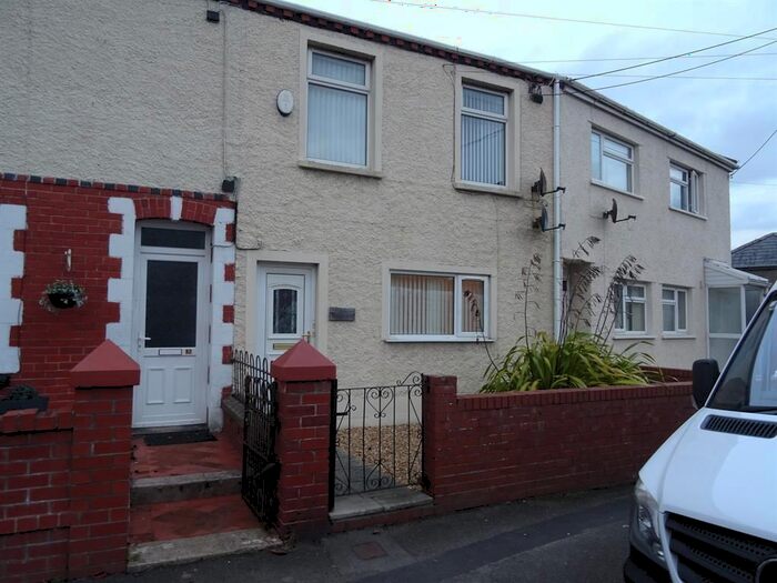 2 Bedroom Flat To Rent In School Terrace, North Cornelly, CF33