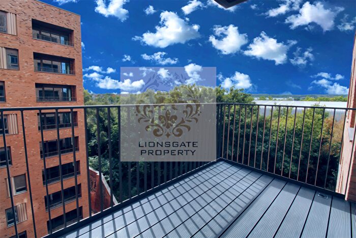 Apartment To Rent In Blenheim Mansions, N8