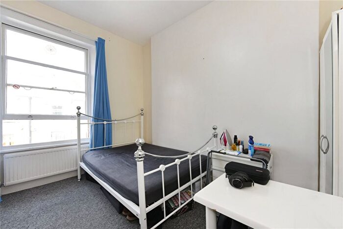 Studio To Rent In Castletown Road, West Kensington, London, W14