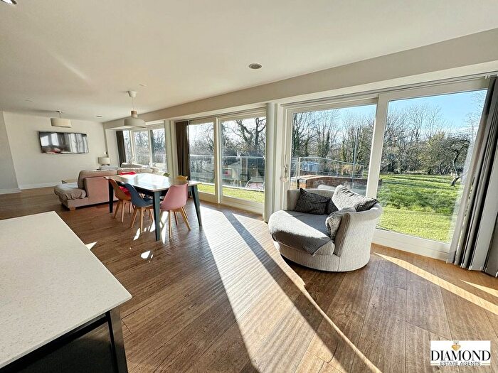 5 Bedroom Detached House For Sale In High Street, Halberton, Tiverton, EX16