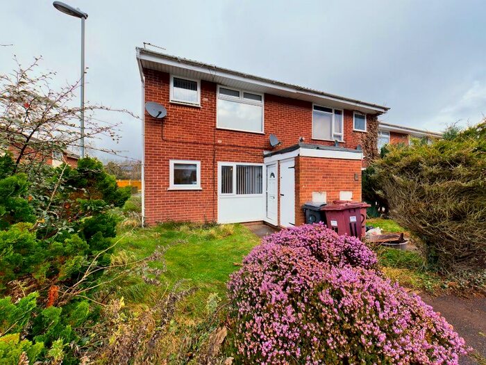 1 Bedroom Flat To Rent In Braemar Close, Whiston, L35