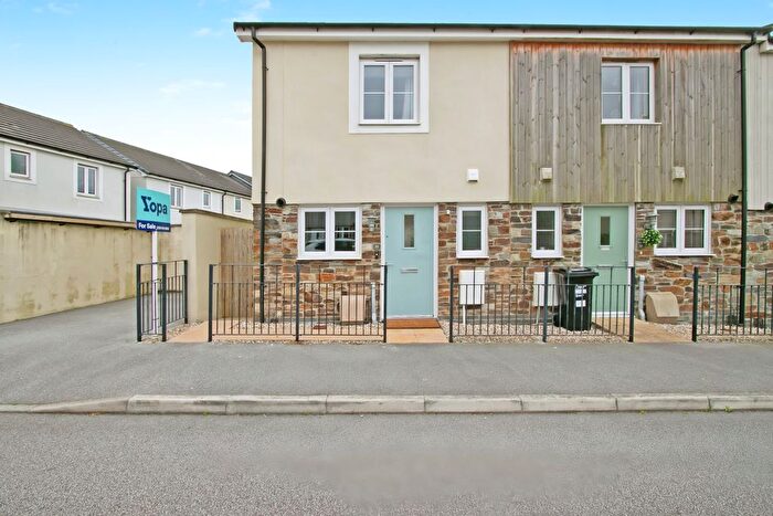 2 Bedroom End Of Terrace House For Sale In Jennings Road, Redruth, TR15