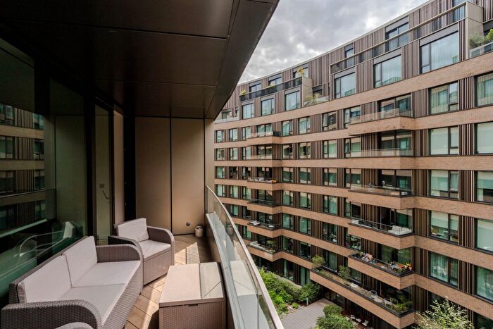 2 Bedroom Flat For Sale In Wood Lane, London, W12