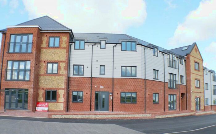 2 Bedroom Flat To Rent In Amesbury, SP4