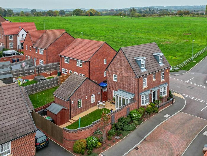4 Bedroom Detached House For Sale In Mortimer Way, Bromsgrove, B61
