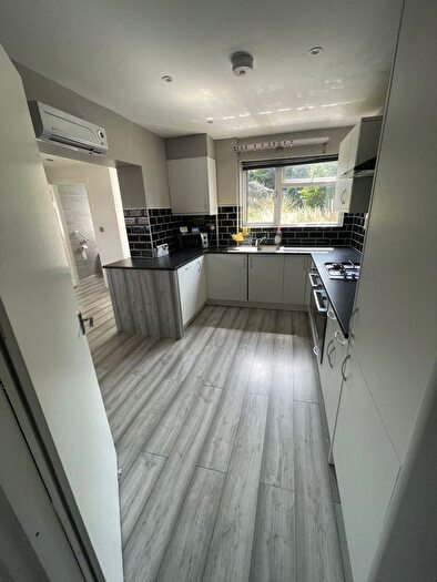 5 Bedroom Semi-detached House To Rent In Goffenton Drive, Bristol, BS16