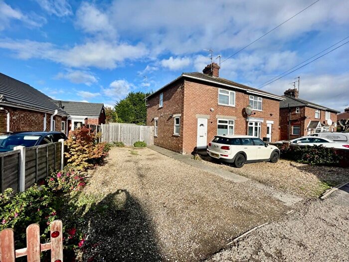 3 Bedroom Semi Detached House For Sale In Pennygate, Spalding, PE11