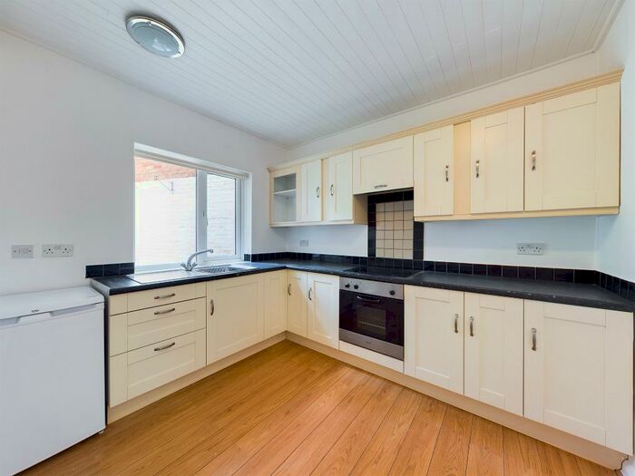 3 Bedroom Terraced House To Rent In St Johns Place, Bury St Edmunds, IP33