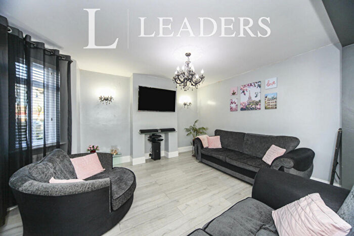 5 Bedroom Detached House To Rent In Delaune, Queen Street, Dunstable -, LU5