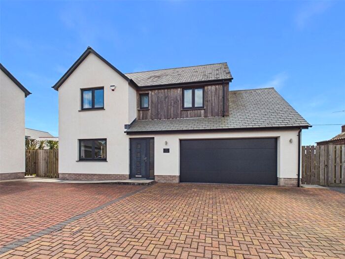 4 Bedroom Detached House For Sale In Penstowe Road, Kilkhampton, Bude, EX23
