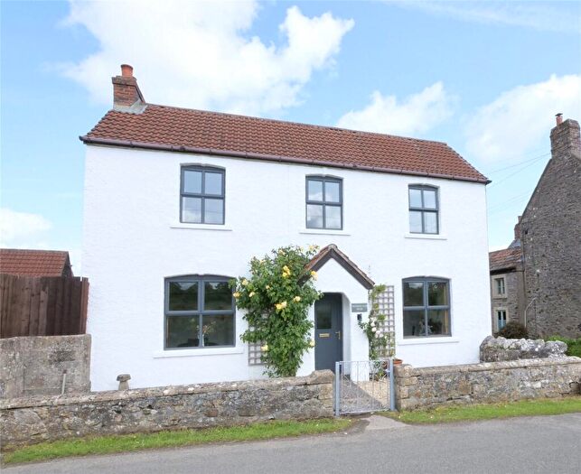3 Bedroom Detached House For Sale In A Charming Country House With Gardens & Garage In Leigh Upon Mendip, BA3