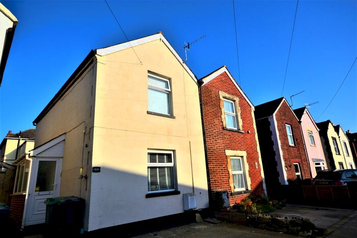 2 Bedroom Semi-Detached House To Rent In Brownlow Road, Sandown, PO36