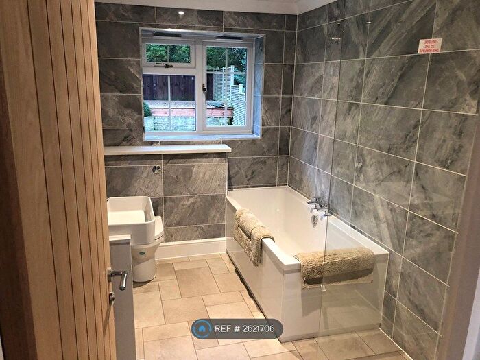 1 Bedroom Flat To Rent In Langdon Hills, Essex, SS16
