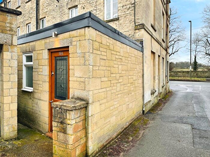 1 Bedroom Apartment For Sale In Gloucester Road, Cirencester, Gloucestershire, GL7