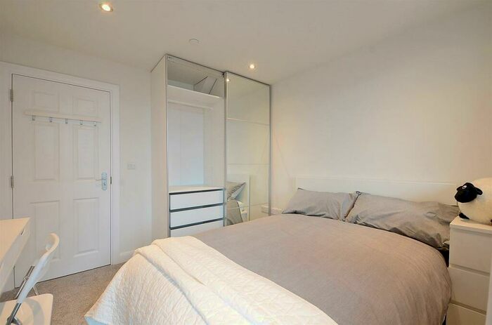 2 Bedroom Apartment To Rent In Apt Gordon Road, Sharrow Vale, Sheffield, S11