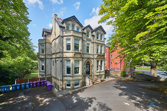 2 Bedroom Flat For Sale In Aigburth Drive, Aigburth, L17