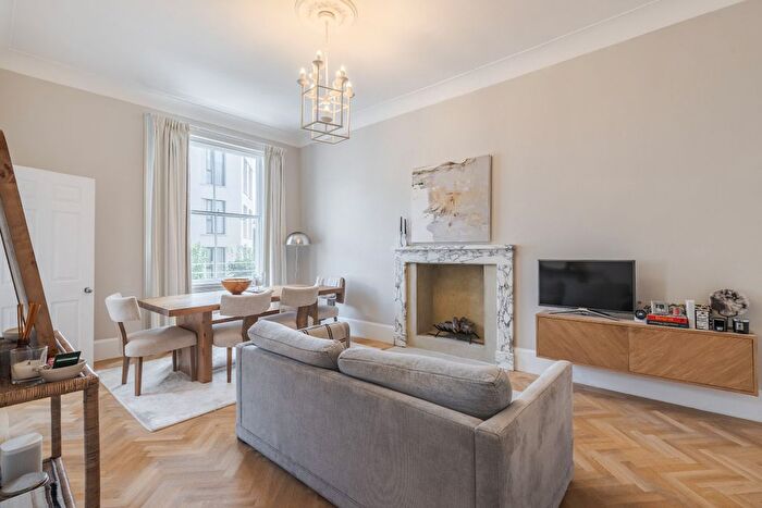 1 Bedroom Flat For Sale In Pembridge Gardens, W2