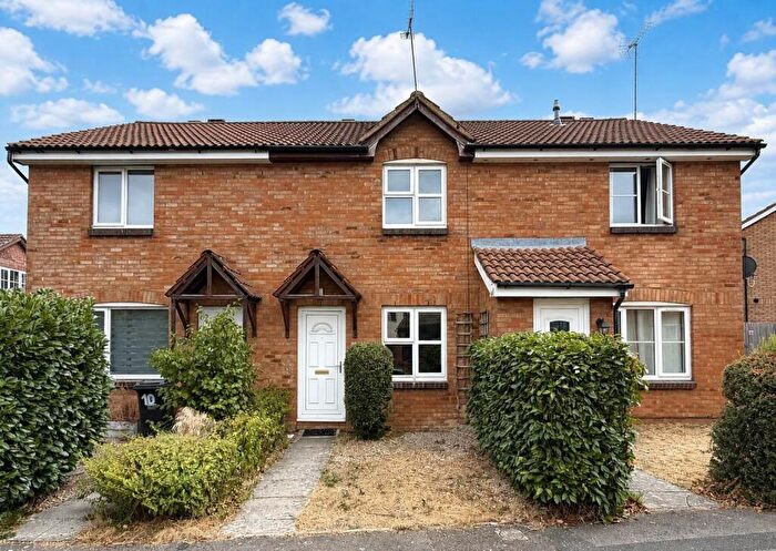 2 Bedroom House For Sale In Kerry Close, Shaw, SN5