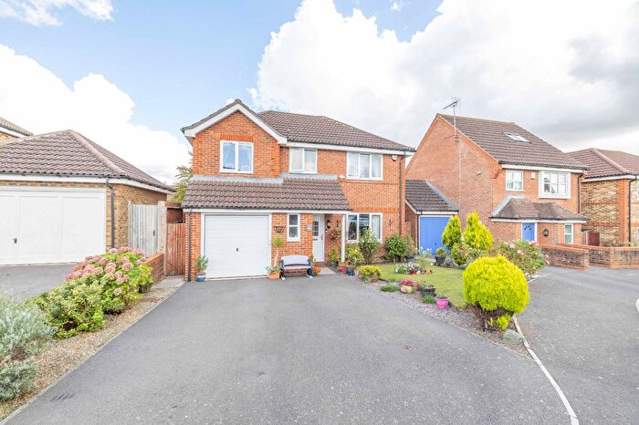 4 Bedroom Detached House For Sale In Mount View, Ashford, Kent, TN25