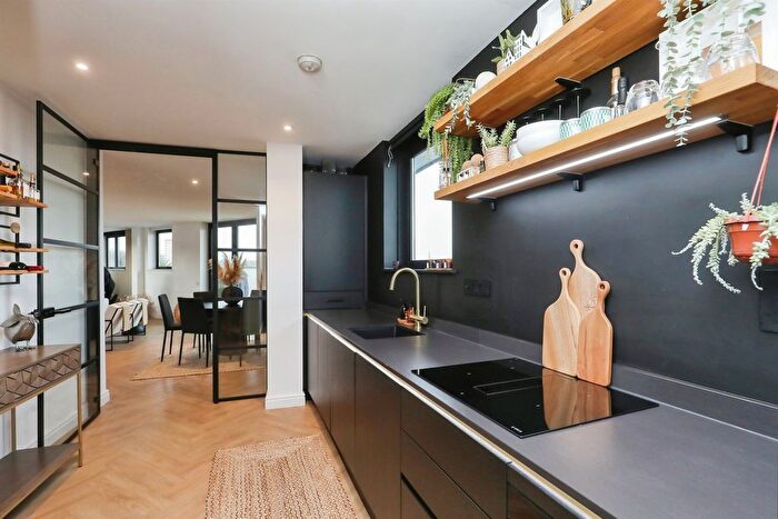 2 Bedroom Flat For Sale In Paper Mill Yard, Norwich, NR1