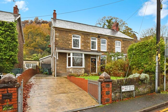 3 Bedroom Semi Detached House For Sale In Old Road, Pontardawe, Swansea, Neath Port Talbot, SA8