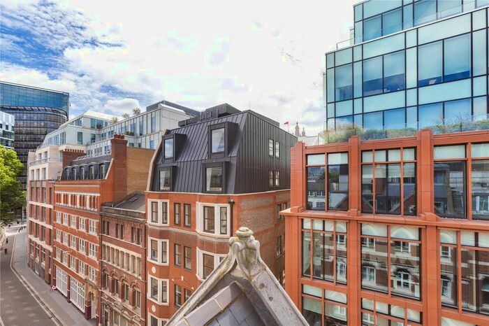 2 Bedroom Flat To Rent In Bream's Buildings, London, EC4A