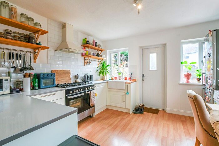 4 Bedroom Terraced House For Sale In Cooper Road, Croydon, CR0