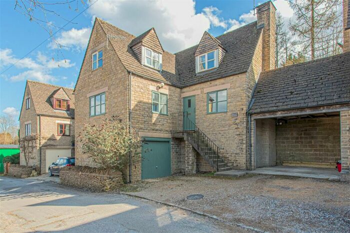 3 Bedroom Link Detached House For Sale In Avening, Tetbury, GL8