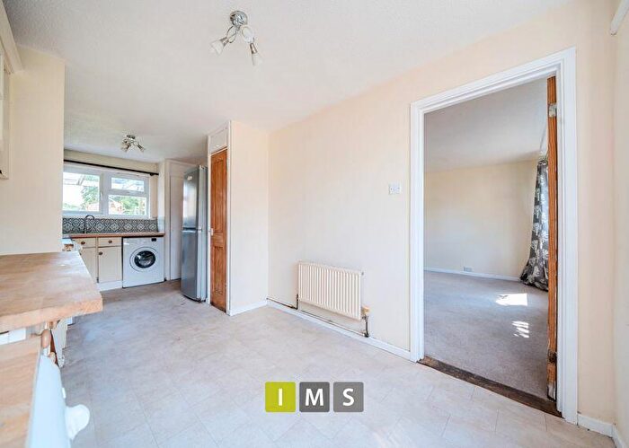 2 Bedroom Terraced House For Sale In Birch Road, Bicester, OX25