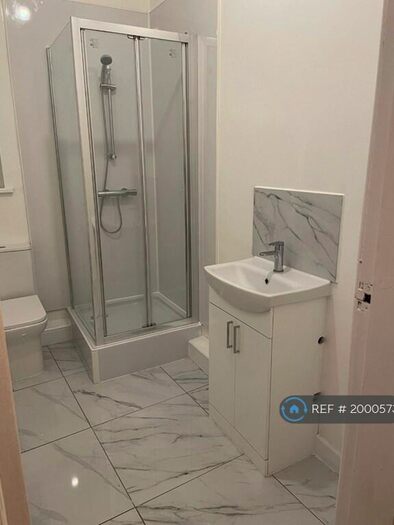 1 Bedroom Flat To Rent In Manchester, Manchester, M20