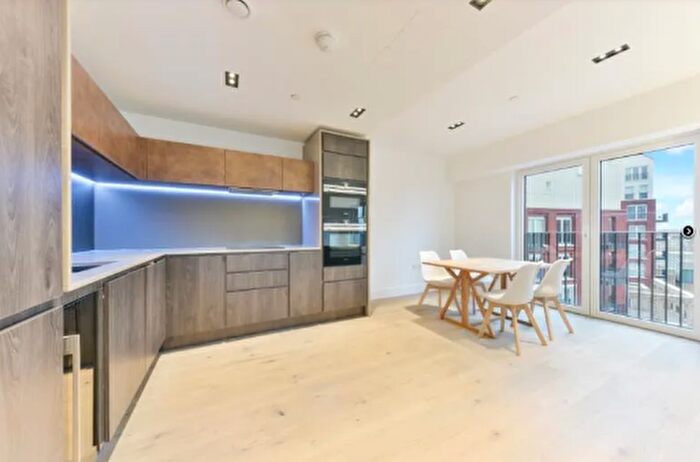 2 Bedroom Flat For Sale In Exchange Gardens, Vauxhall, SW8