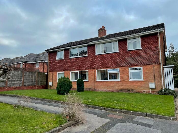 2 Bedroom Flat To Rent In Mockley Wood Road, Solihull, West Midlands, B93