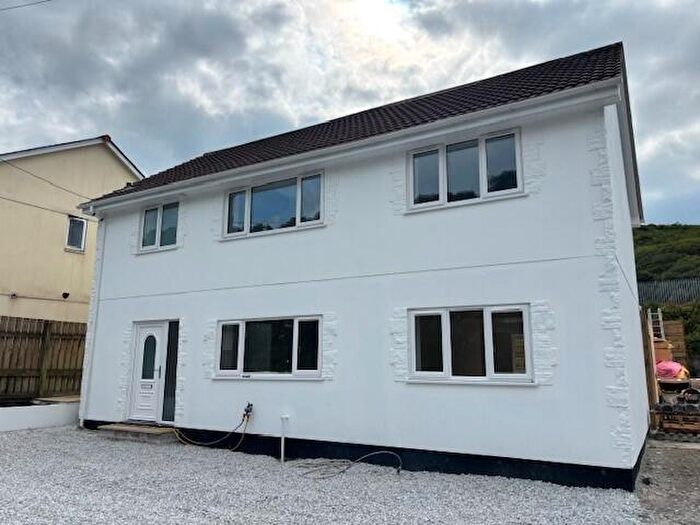 4 Bedroom Detached House To Rent In Higher Bugle, Bugle, PL26