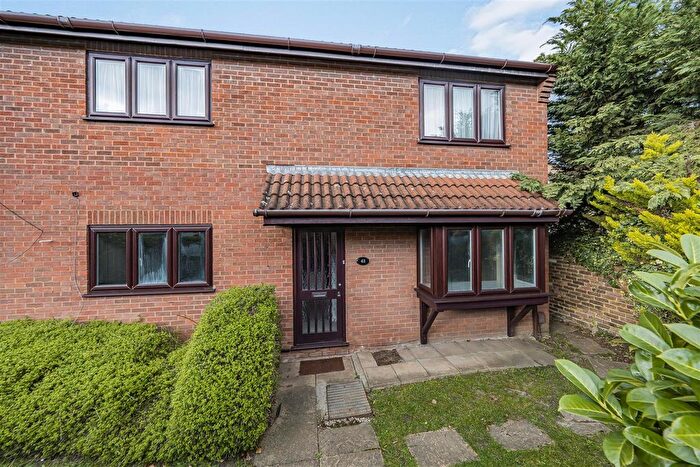 Property For Sale In Imperial Court, Windsor, SL4