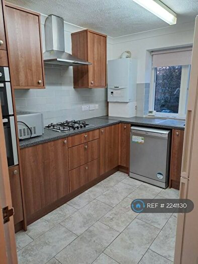 2 Bedroom Flat To Rent In Tavistock Road, Croydon, CR0