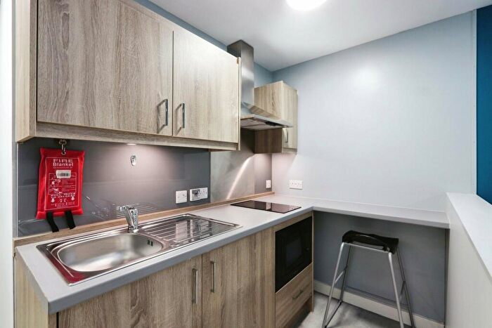 1 Bedroom Apartment To Rent In Allen Street, Sheffield, South Yorkshire, S3