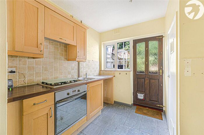 3 Bedroom Terraced House For Sale In Bevis Close, Dartford, Kent, DA2