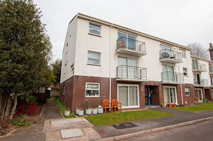 2 Bedroom Apartment For Sale In Arundell Road, Weston-super-Mare, Somerset, BS23
