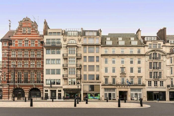 Studio To Rent In Pall Mall, London, SW1Y