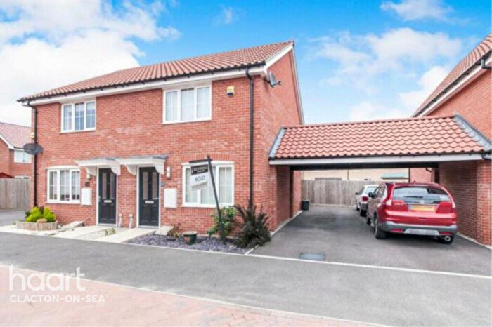 2 Bedroom Semi-Detached House To Rent In Glover Close, Clacton-on-sea, CO16