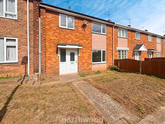 3 Bedroom Terraced House To Rent In Elmhirst Road, Thorne, Doncaster, DN8